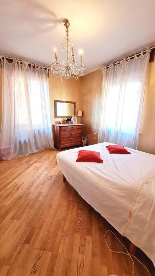 Luxury Verona Apartment City Centre Buitenkant foto
